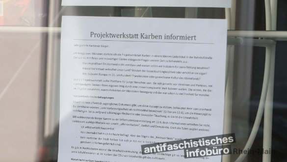 Abgrenzung zu den "Identitären" - Flugblatt von Andreas Lichert im Schaufenster der "Projektwerkstatt Karben"